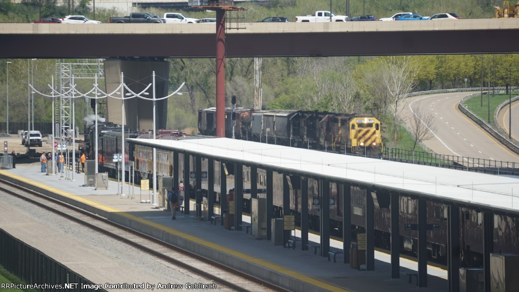 TCWR Train meets CP 2816, 1401 + 4107